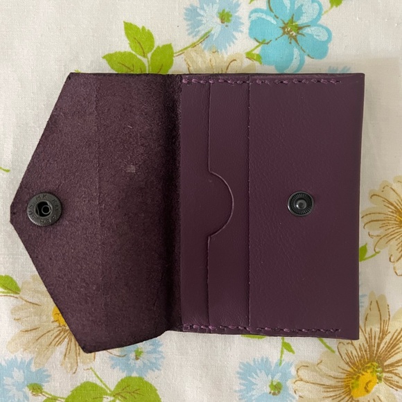 Handmade Genuine Leather Wallet - Picture 3 of 5